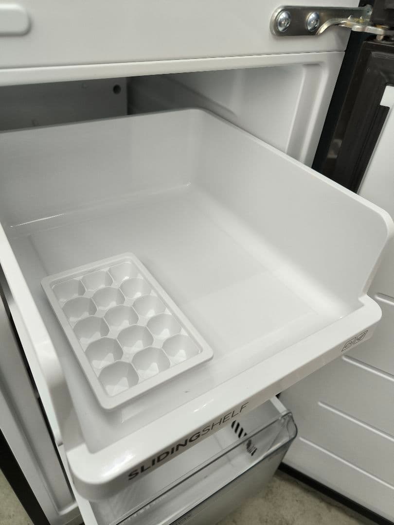 2023年製　Haierスリム冷蔵庫 (フリーモ) 208L JR-SX21A