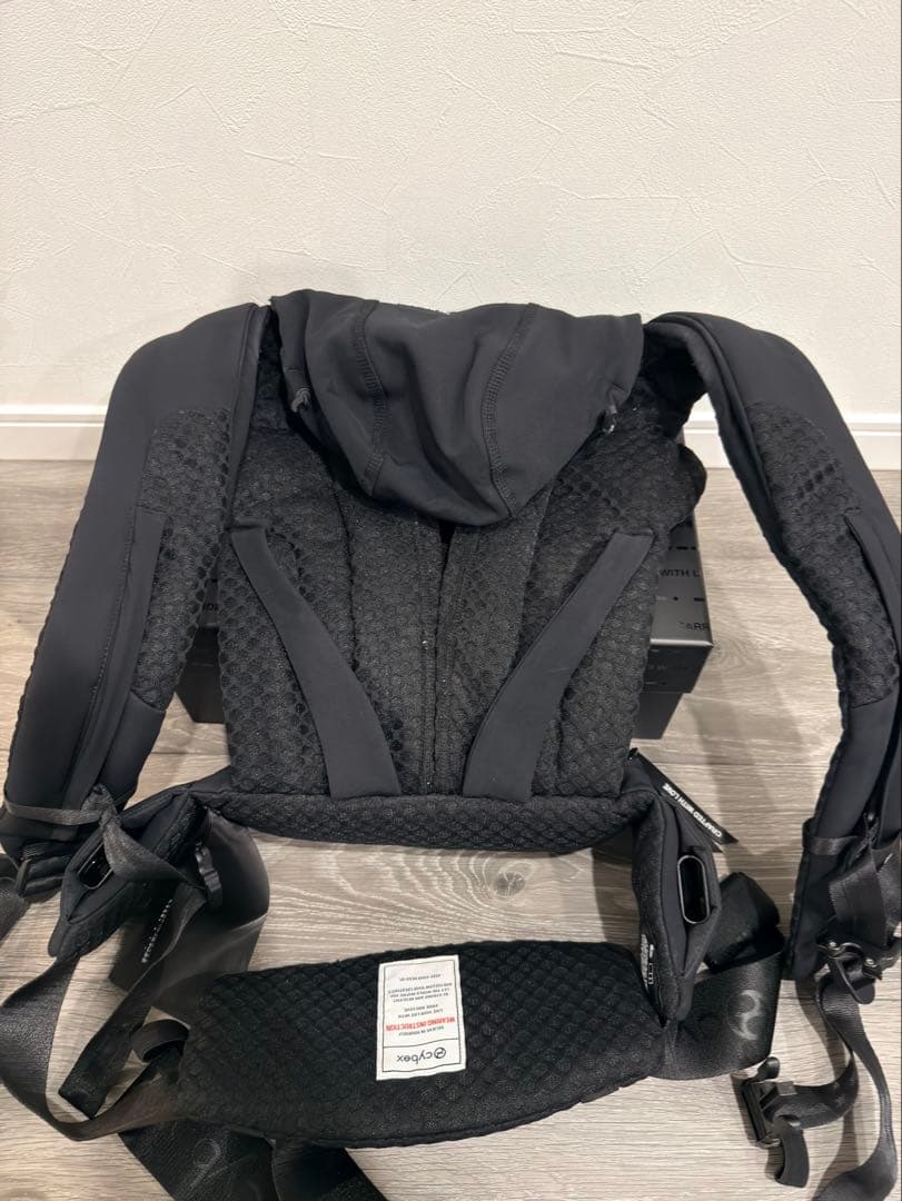 CYBEX ブラック 抱っこ紐 COYA