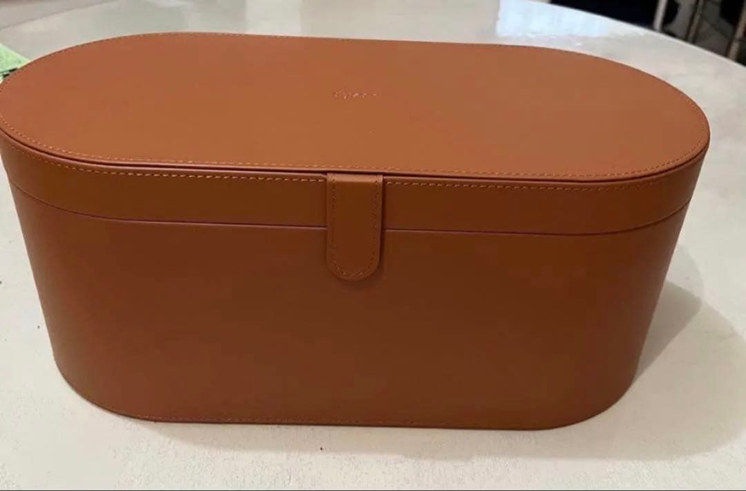 Dyson Airwrap スタイリングツールセット（本体のみ無し）