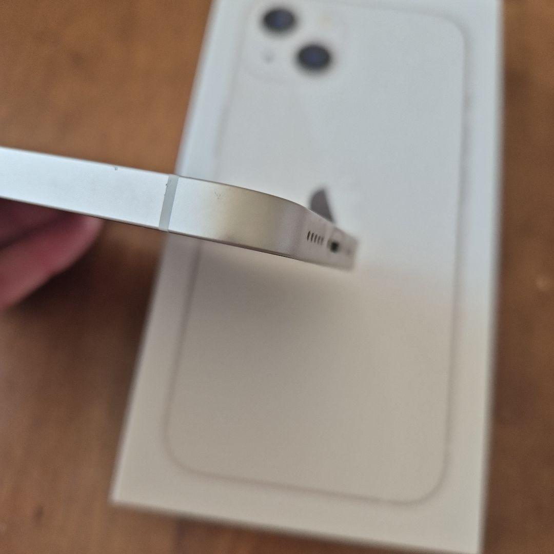 Apple iPhone 13 白 本体
