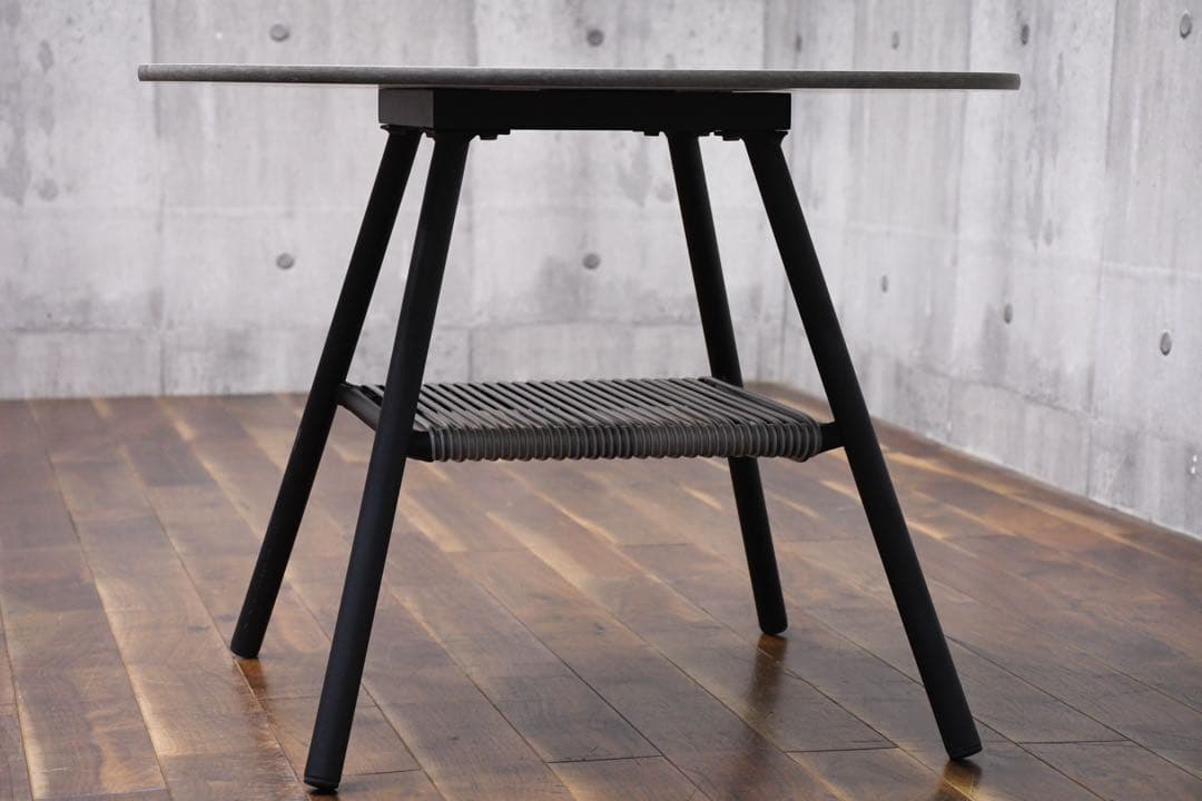 EGC76 ボーコンセプト Elba エルバ ガーデンテーブル 室内/屋外兼用