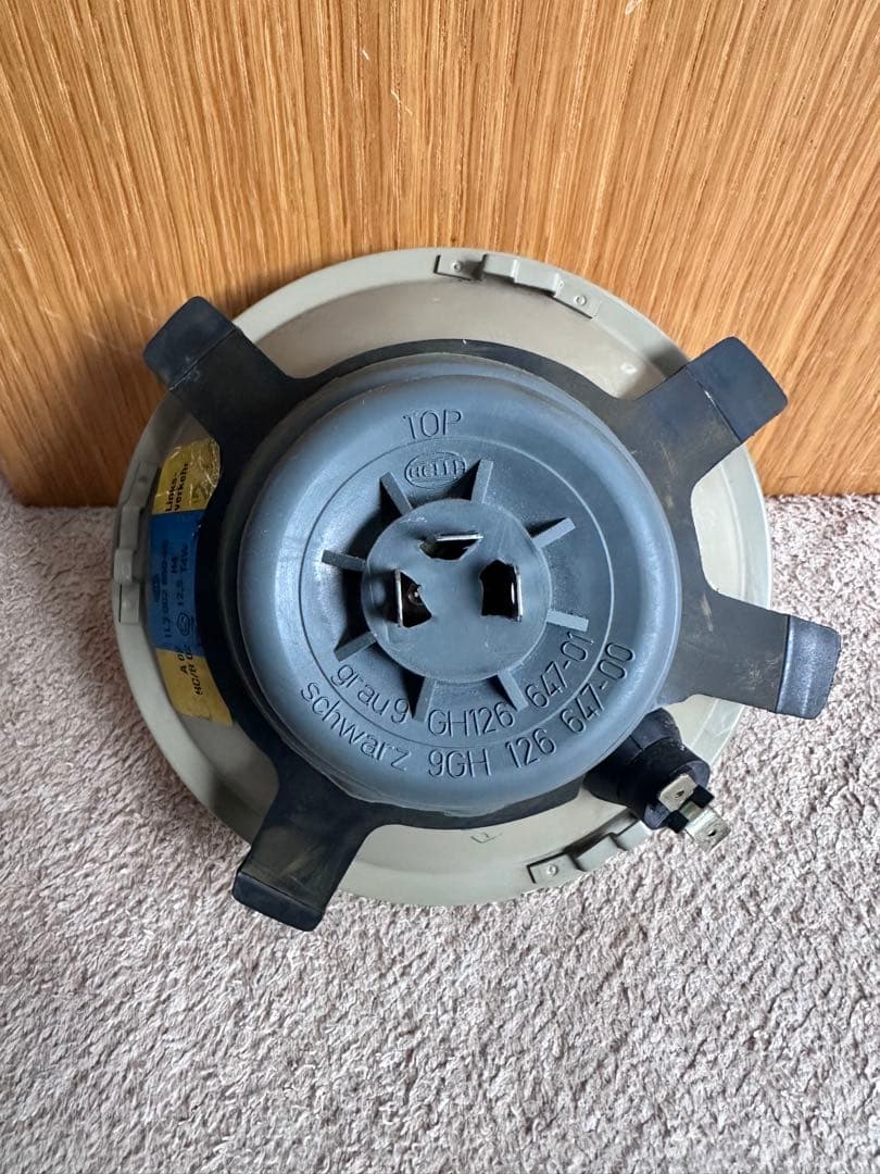 HELLA H4 ライト flsts ヘリテージスプリンガー　flstsb