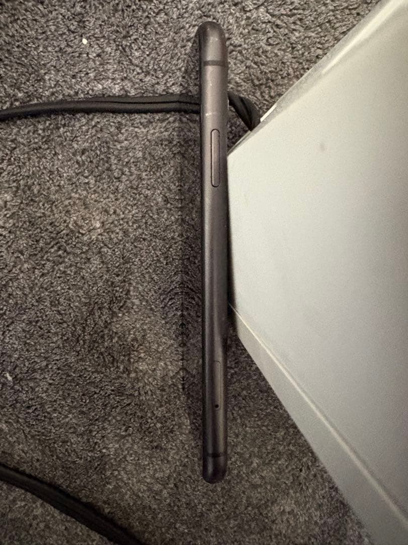 iPhone 11 64GB ブラック　　訳あり　オマケ付き