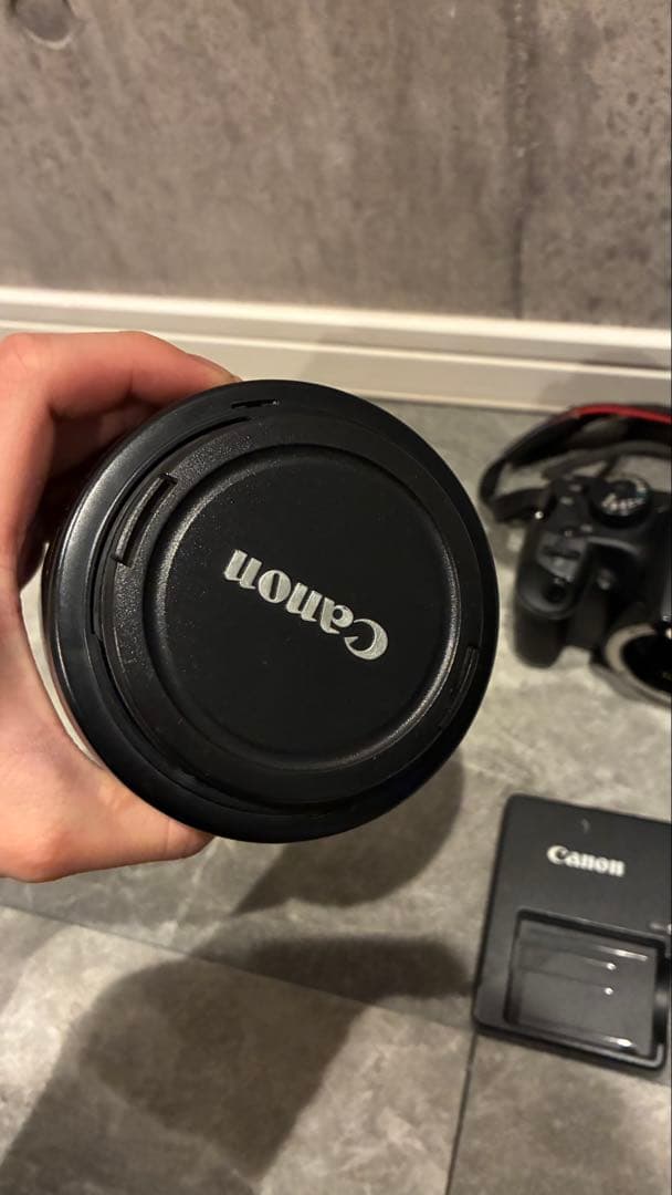 Canon EOS kissF とEFS 18-200mm