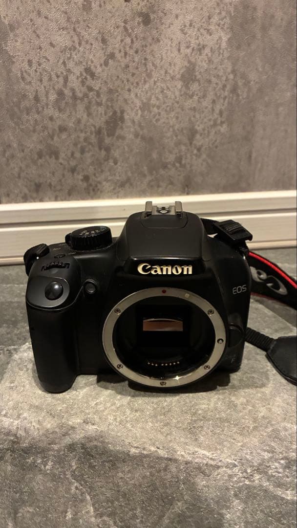 Canon EOS kissF とEFS 18-200mm