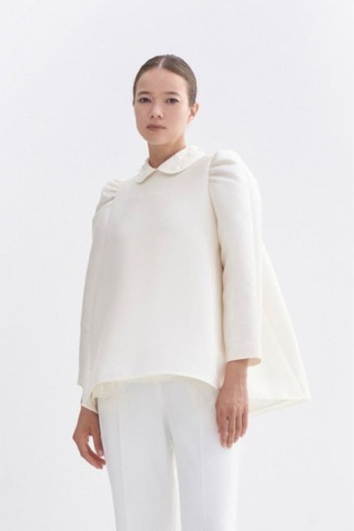 yori shirocon SAKURAビジューブラウス