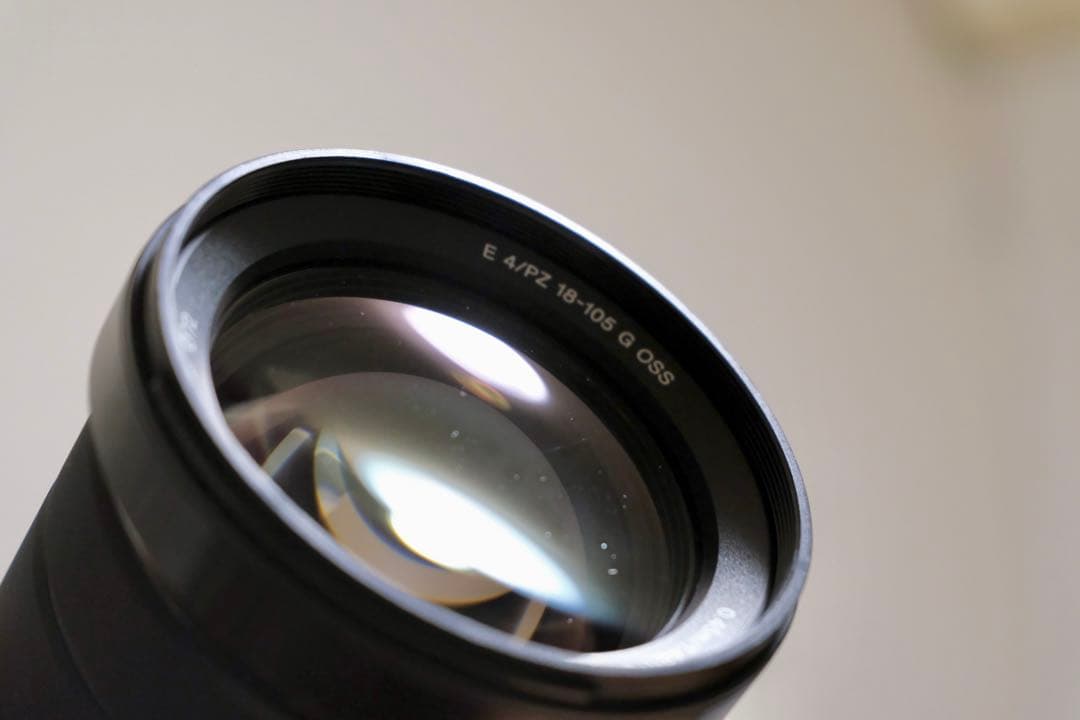 【値下げ可】SONYズームレンズ 18-105mm F4 （くもり1箇所あり）