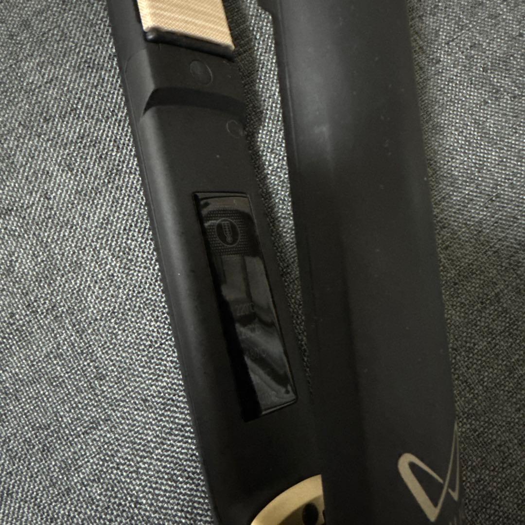 KINUJO ストレートヘアアイロン ブラック・ゴールド