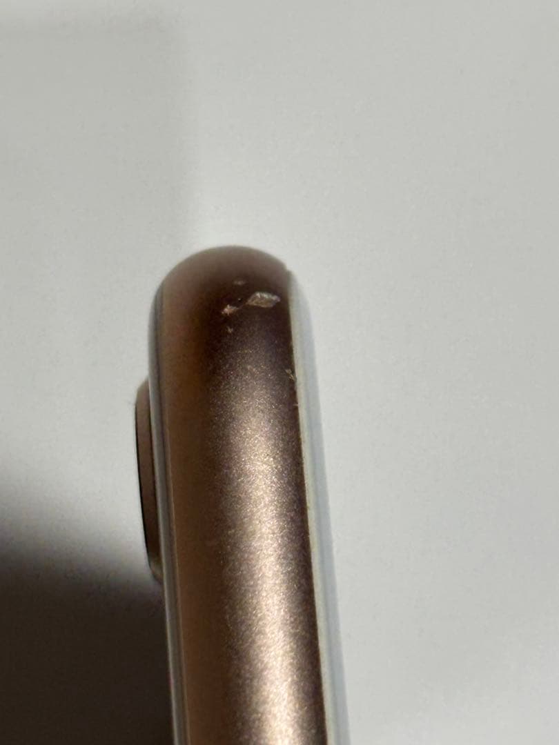 美品　iPhone 8　256GB　バッテリー95％　ゴールド　SIMフリー