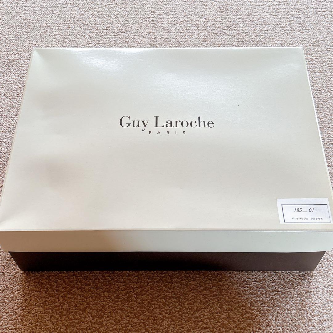 Guy Laroche シルク100% 毛布