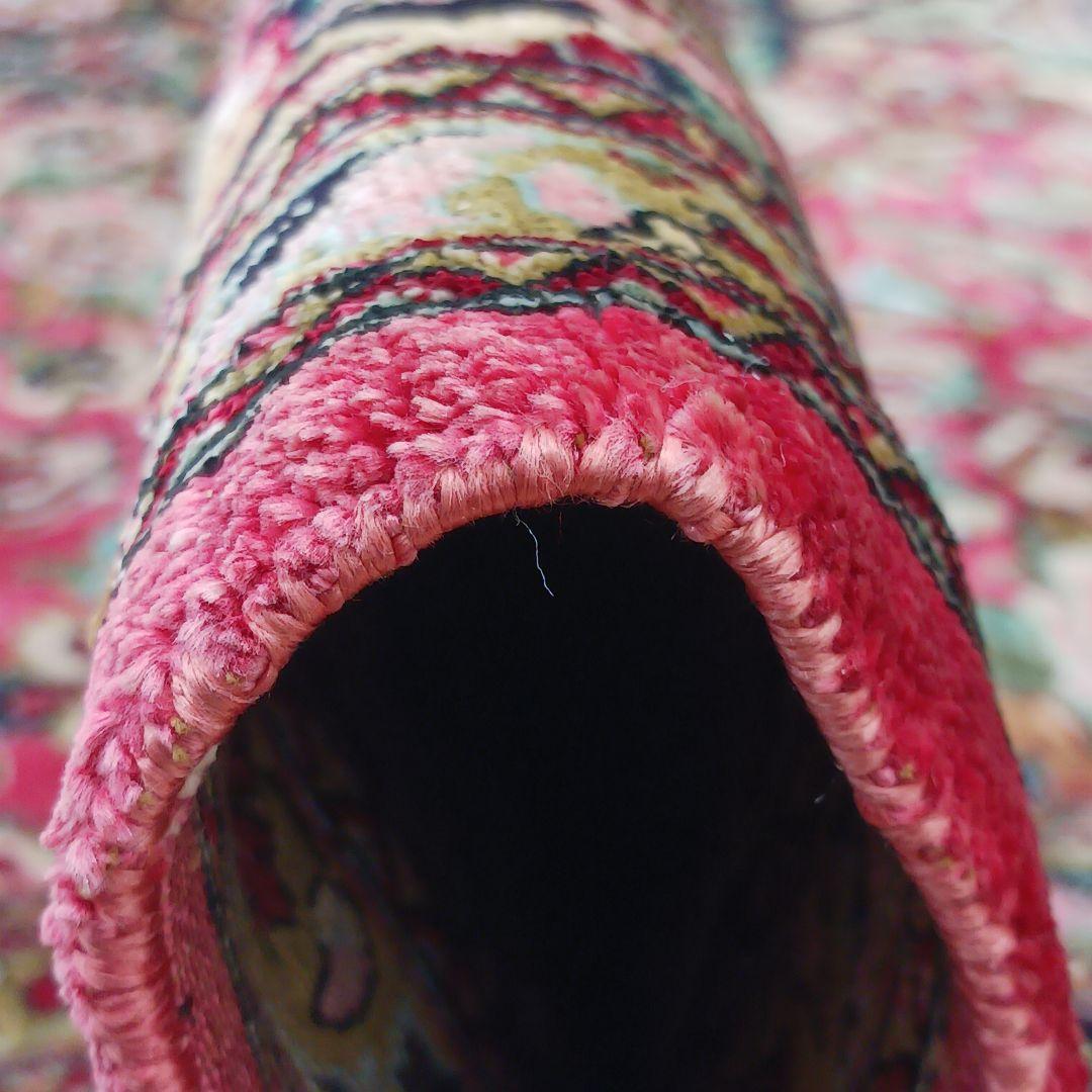 Y3009 ペルシャ絨毯 クム産 シルク100% 手織り81万ノット