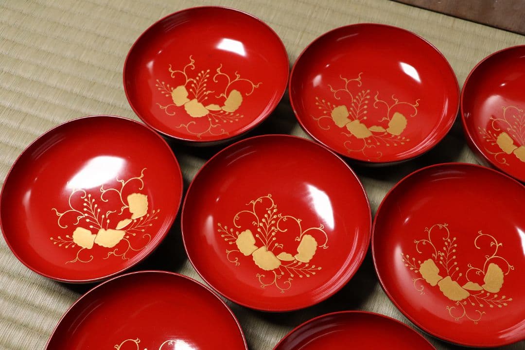 木製漆器 桐唐草蒔絵 朱塗銘々木皿 十九客 11.8cm 木箱 金蒔絵 MA12