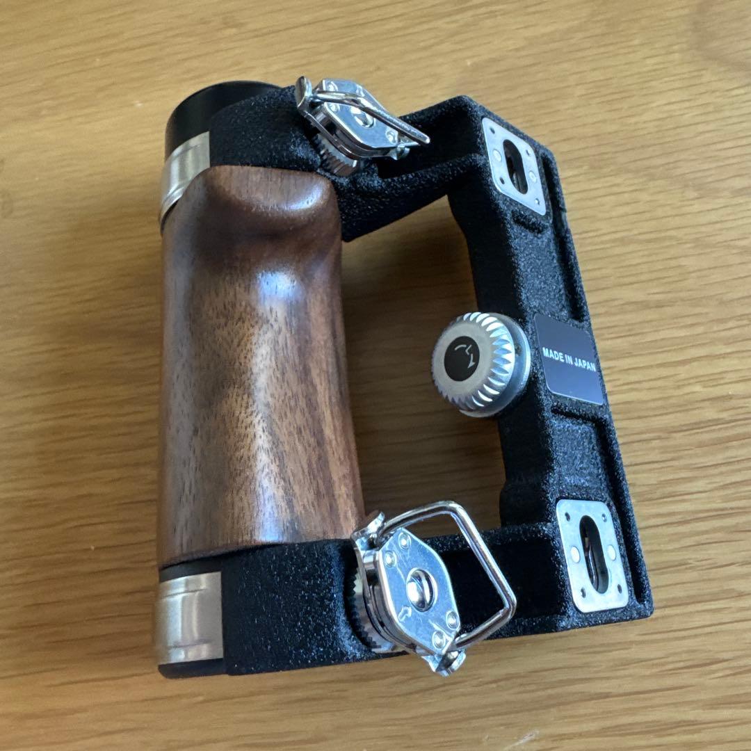 【美品・OH済】PENTAX 67Ⅱ AEファインダー ウッドグリップ付