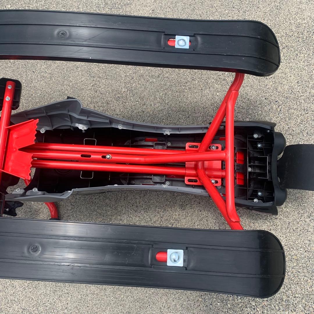 ヤマハ　スノーモービル型　ソリ　子供用