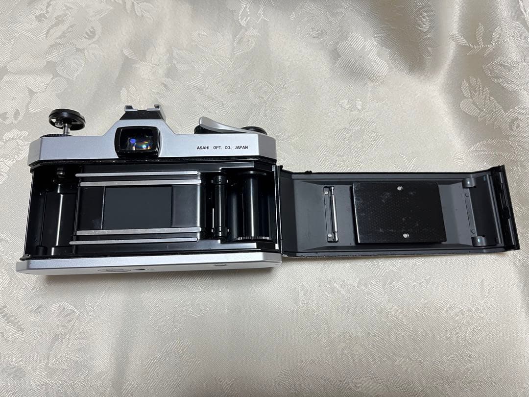 PentaxSpotmatic Fと明るいレンズf1.8/55mmTakumar