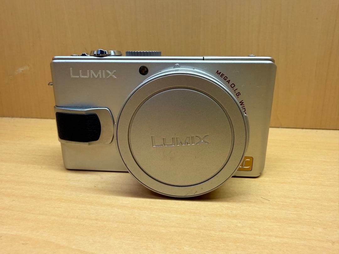LUMIX DMC-LX2 コンパクトデジタルカメラ　Panasonic