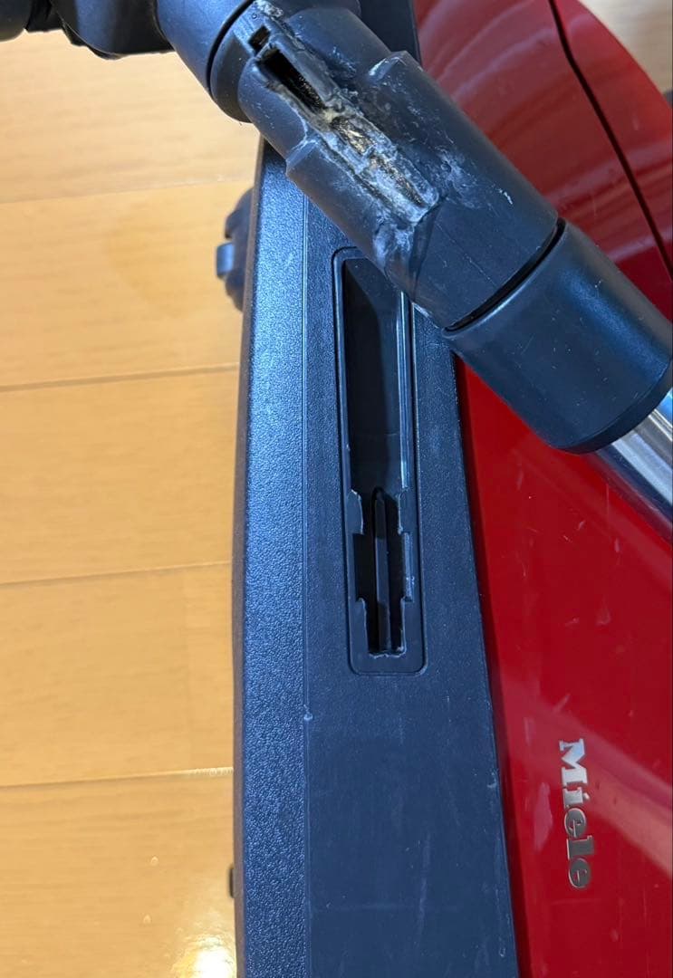 Miele Compact C2 掃除機本体・純正ダストバック6枚・取説付き