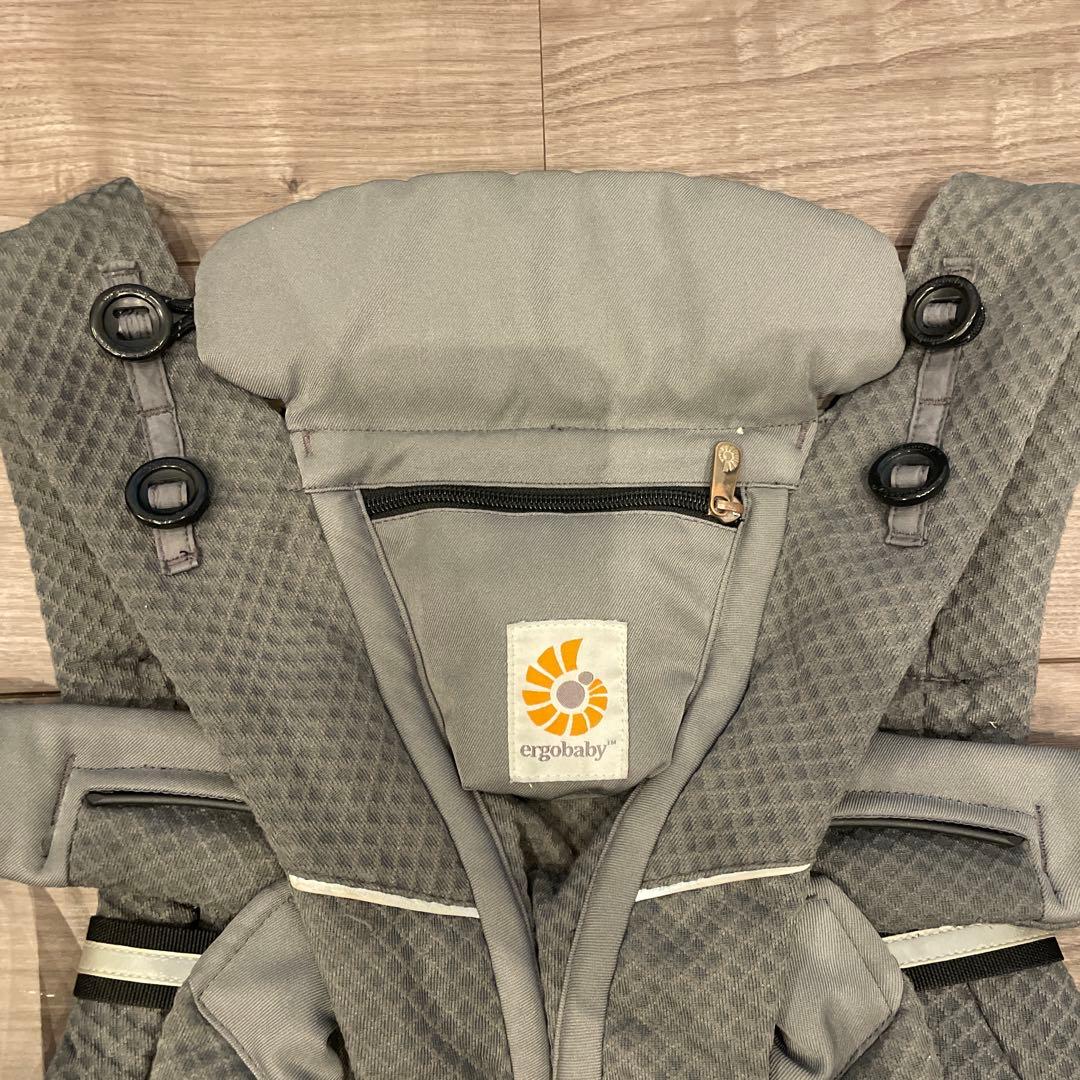 【エルゴベビー 】グレー 抱っこ紐 収納ポーチ付き➕収納バッグ付き