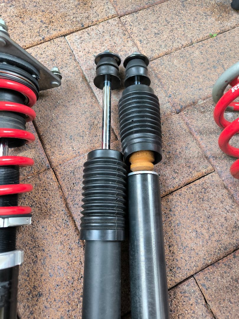 RS★R 車高調 Best☆i ニッサン リーフ用　BIN503M