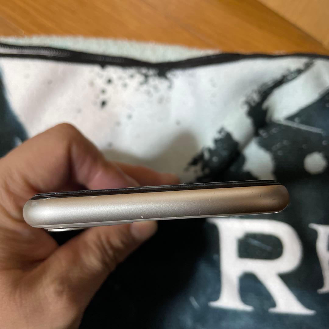 Apple iPhone 11 ホワイト 6.1インチ