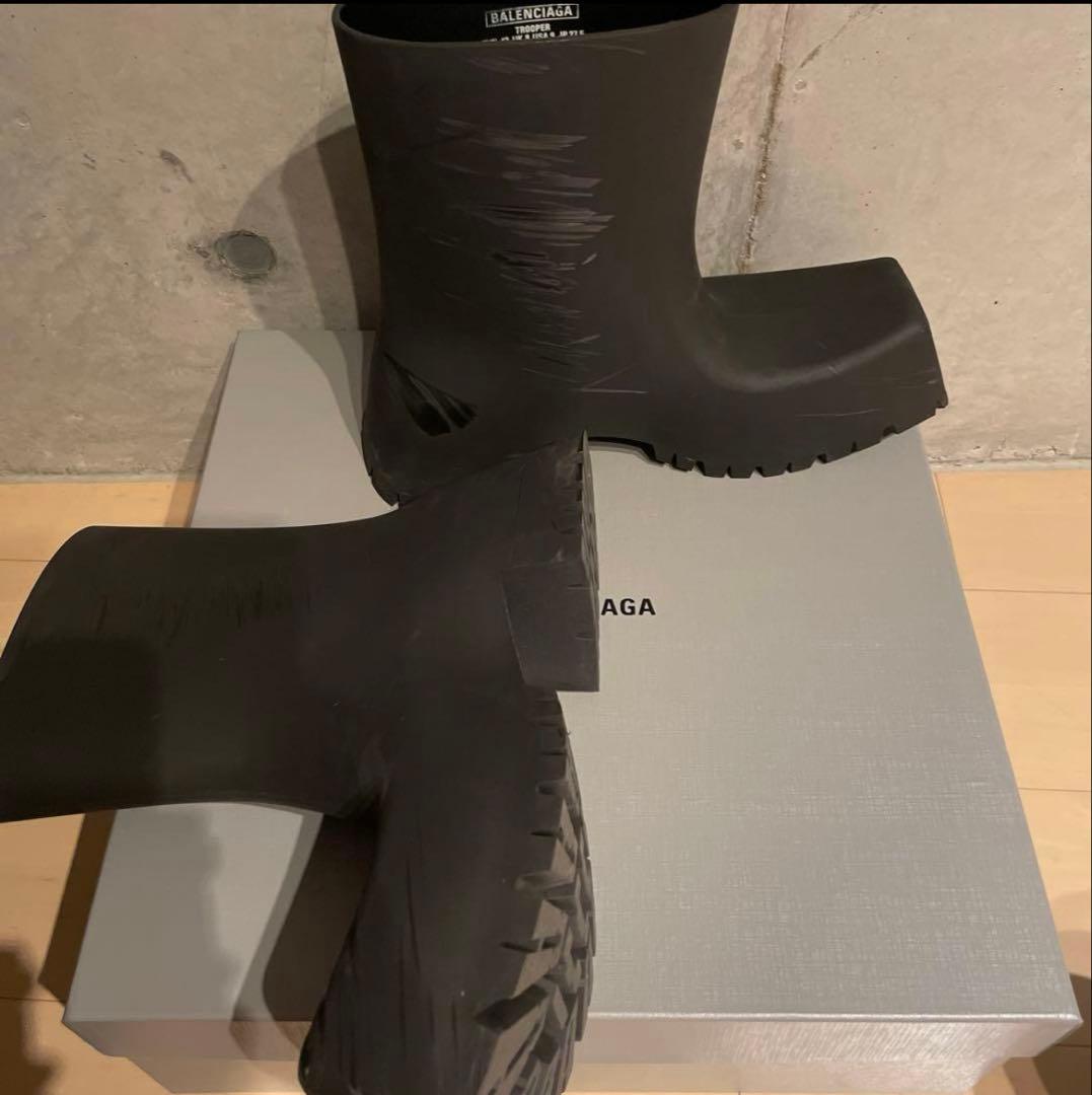 balenciagaバレンシアガ　トルーパー 42 デムナ期