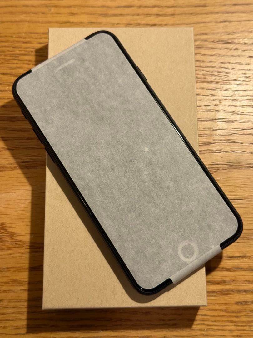 【新品未使用保証付き】iPhone SE3 128GBミッドナイト