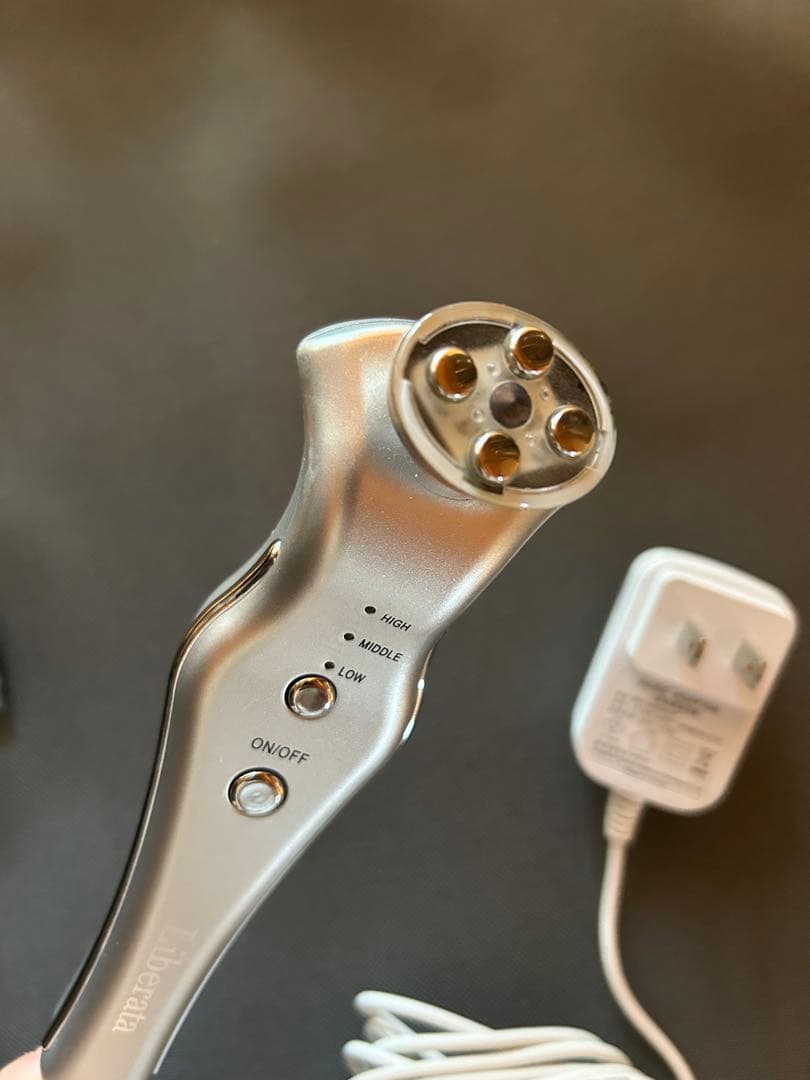 美品 Liberata ララルーチュRF 美顔器 ER6-07-38
