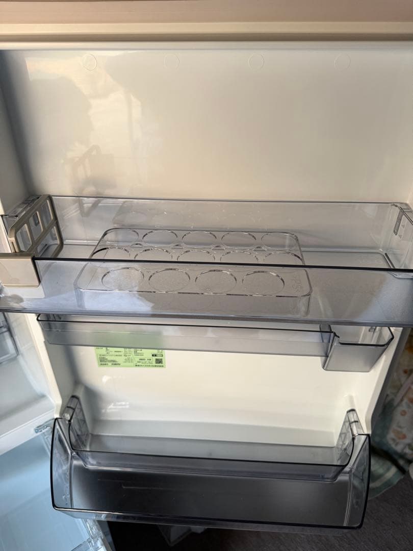 2025年製 東芝 自動製氷機 3ドア冷蔵庫 330L マットホワイトW33SC