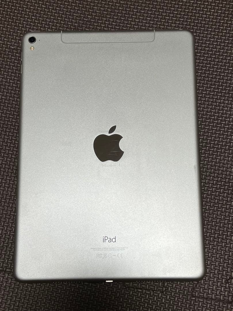 iPad Pro 9.7インチ Wi-Fi+Cellular 32GB シルバー