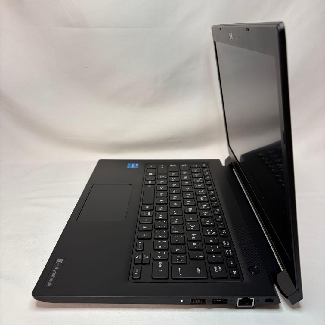 美品 dynabook S73 第11世代 i5 8GB 13.3型 フルHD