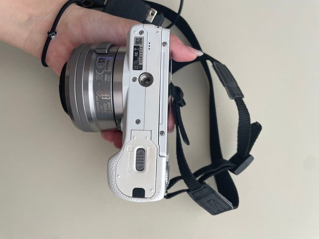 SONY α5100 ミラーレス一眼レフカメラ