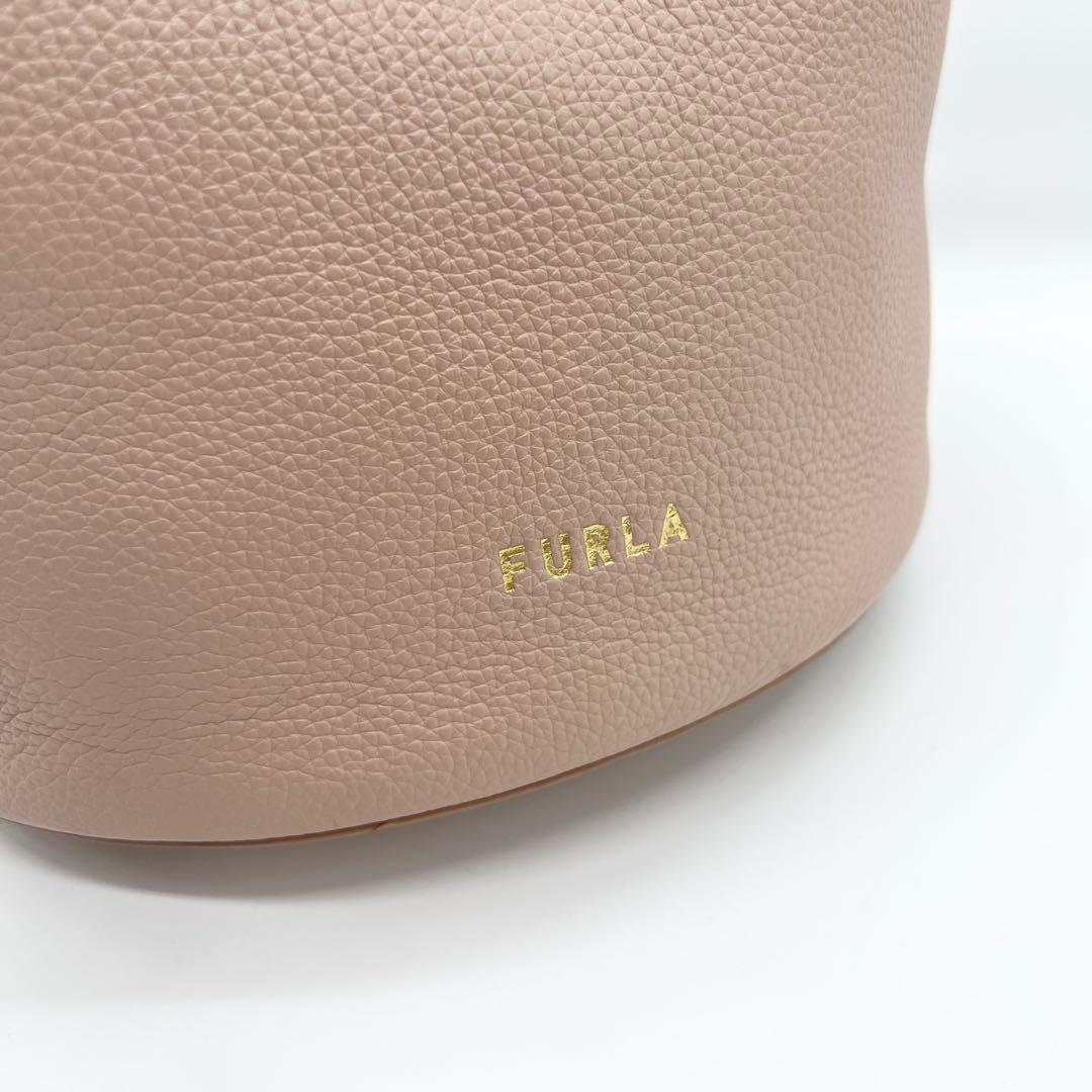 美品✨フルラ　ショルダーバッグ　ダナエ　レザー　ピンク　2way　現行