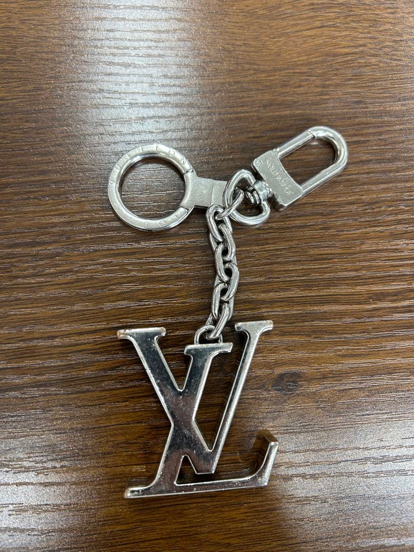 LV ルイ・ヴィトン　キーリング