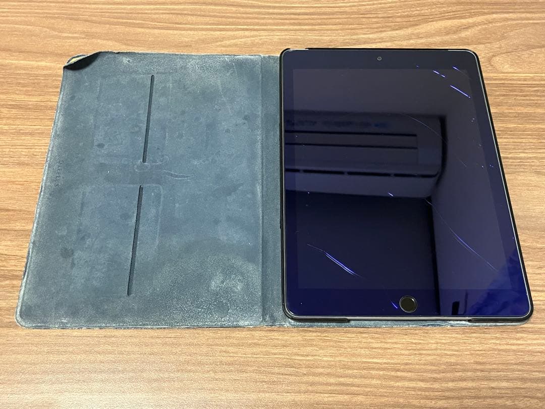 iPad 第6世代 32GB Wi-Fi＋Cellularモデル