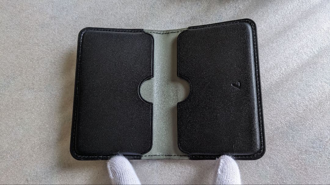 土屋鞄　カードケース　ブラックヌメ