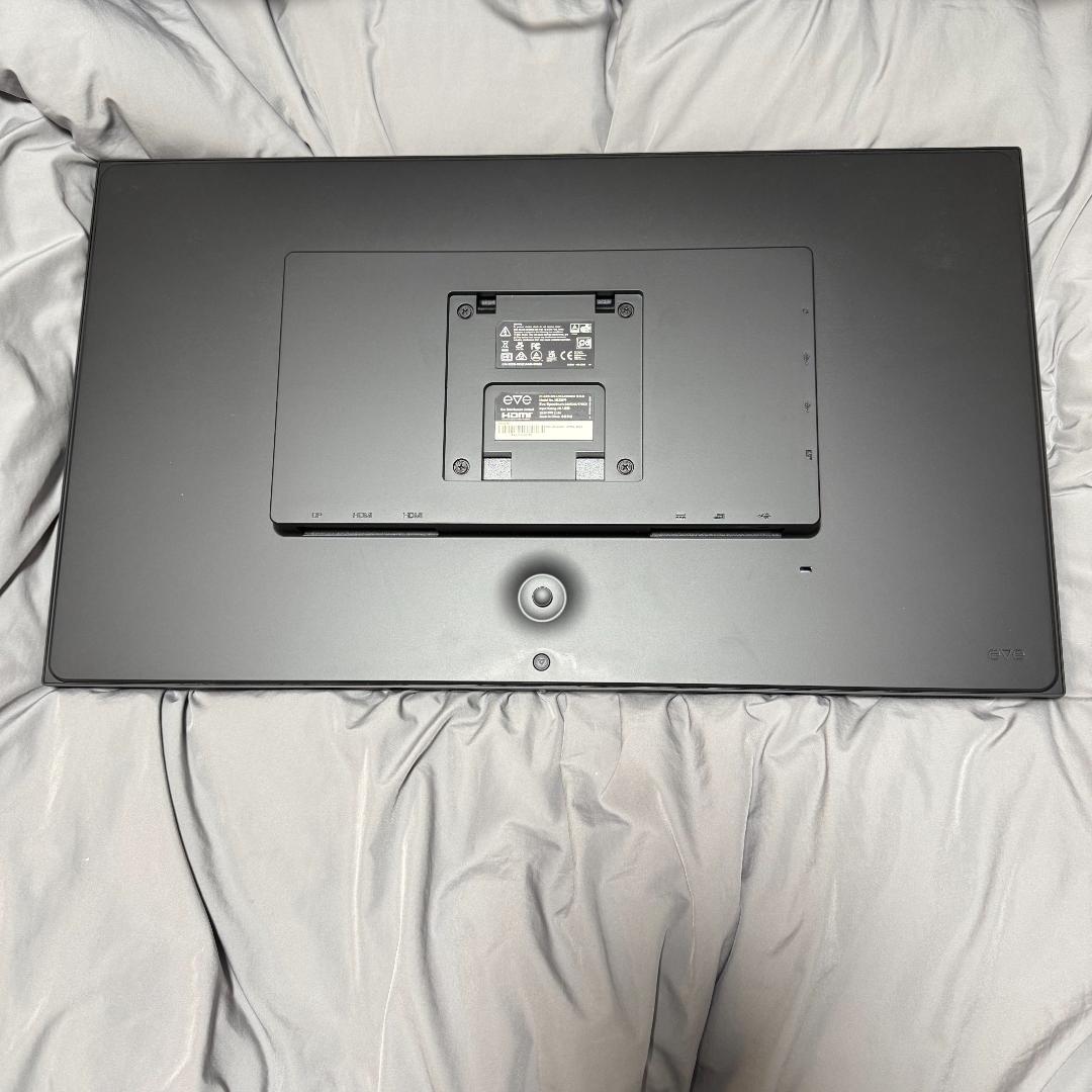 【年末価格】【中古】Eve Spectrum 4K 144Hz モニター