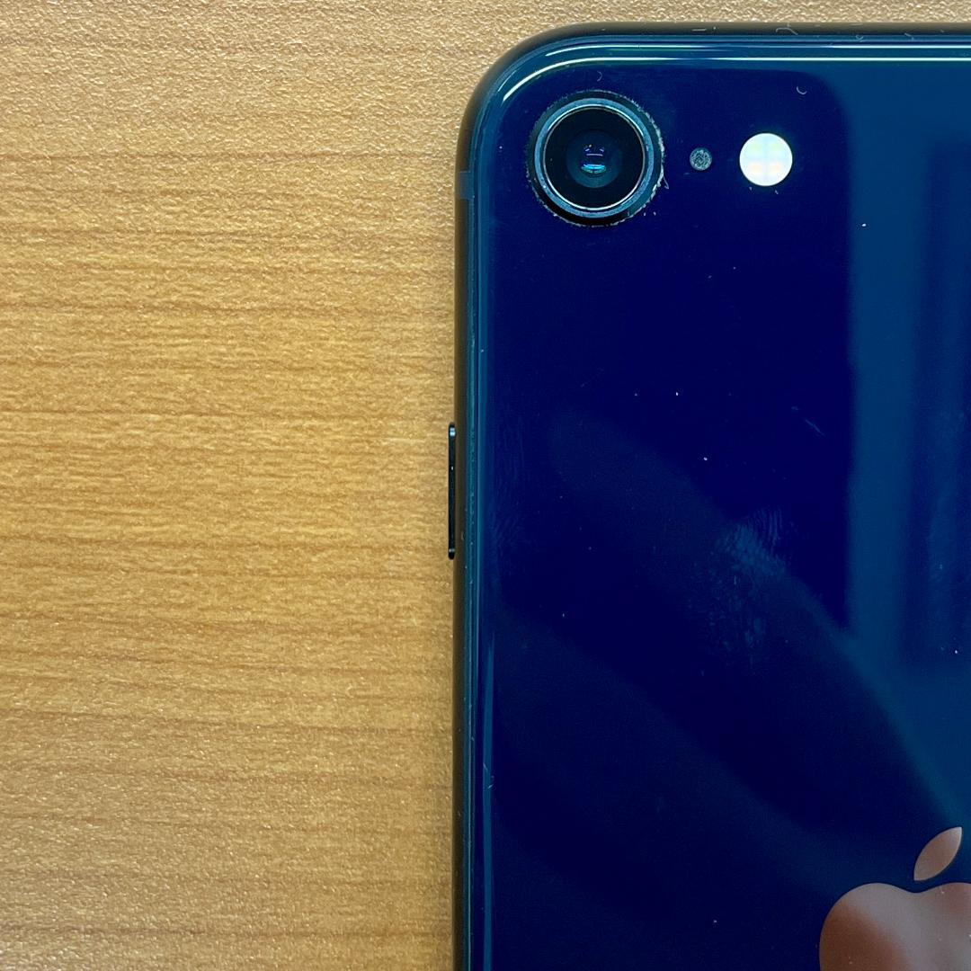 B*︎様 動作確認済み iPhone SE 第3世代 256GB ID 31HJ