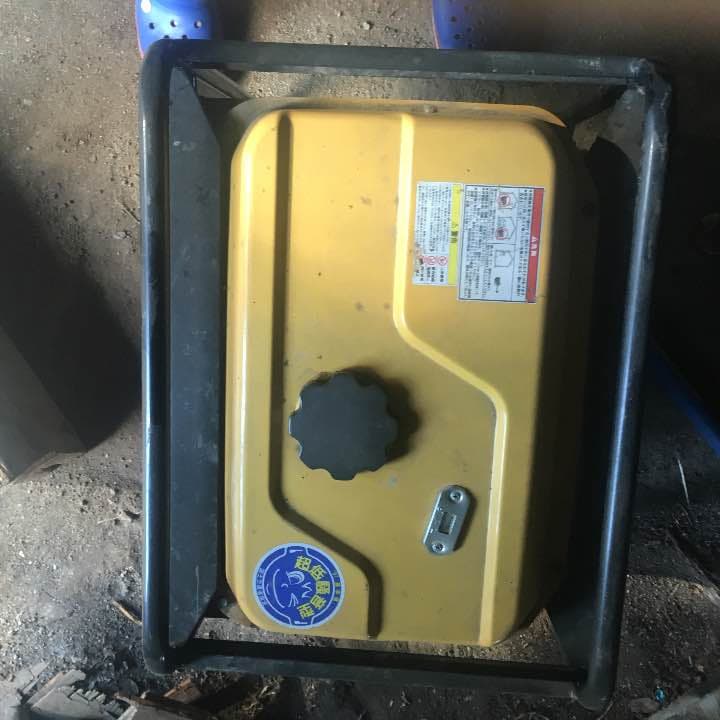 発電機