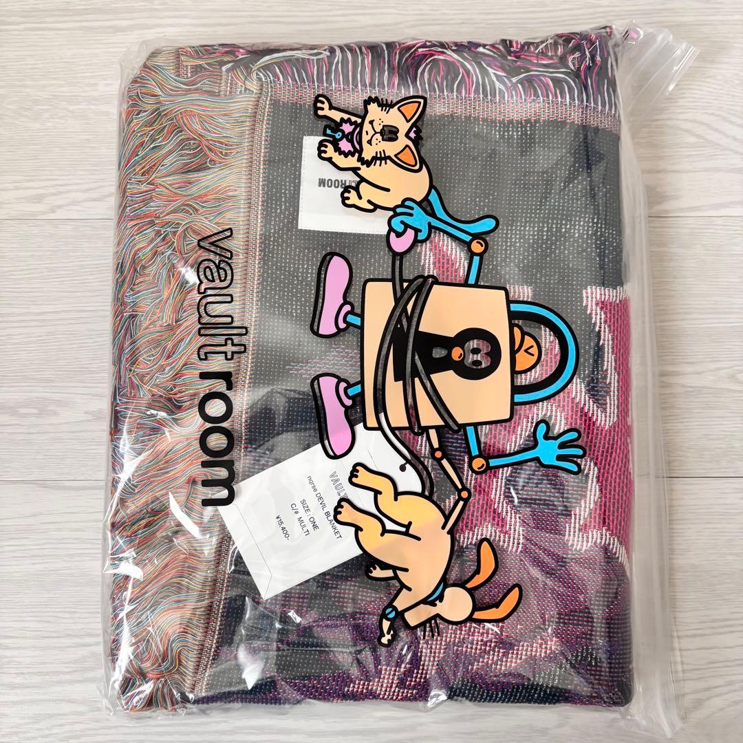 VAULTROOM nqrse DEVIL BLANKET ステッカー付