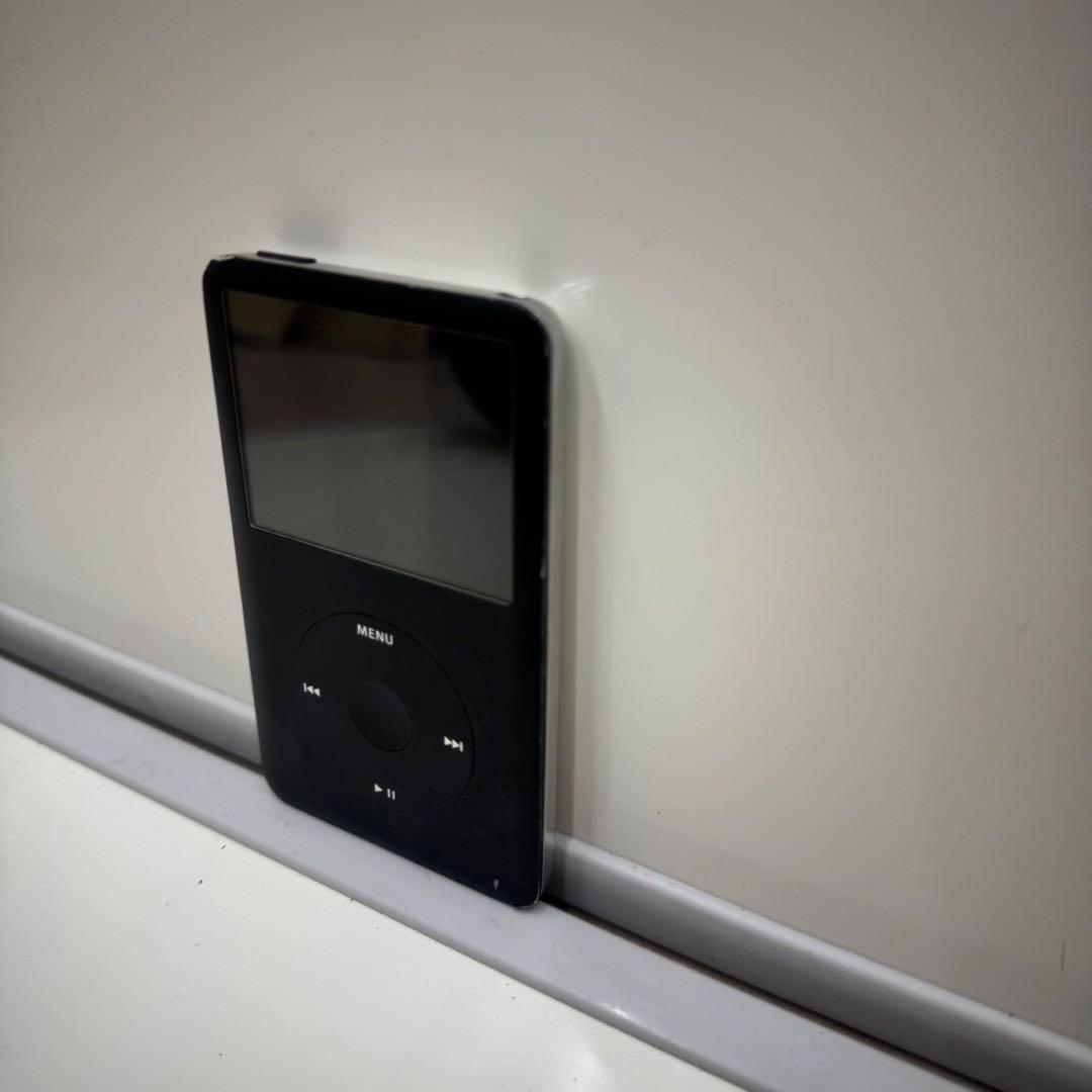 Apple iPod classic A1238 80GB 動作未確認 nk01
