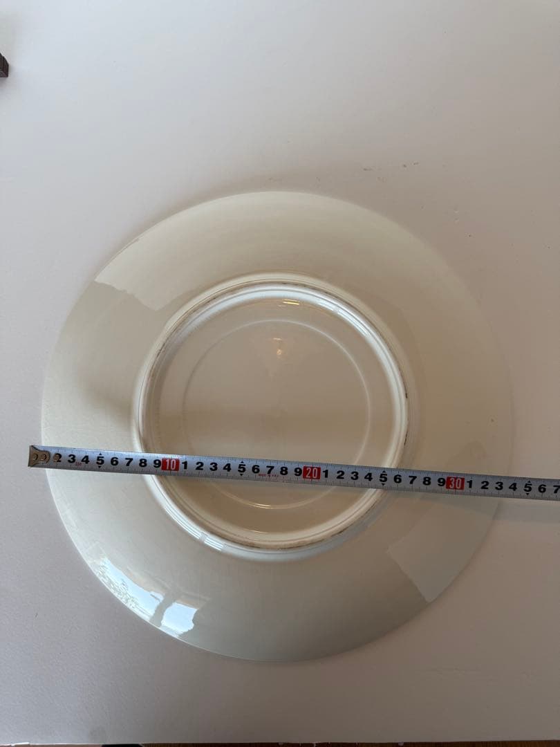 網目模様の青い陶器皿