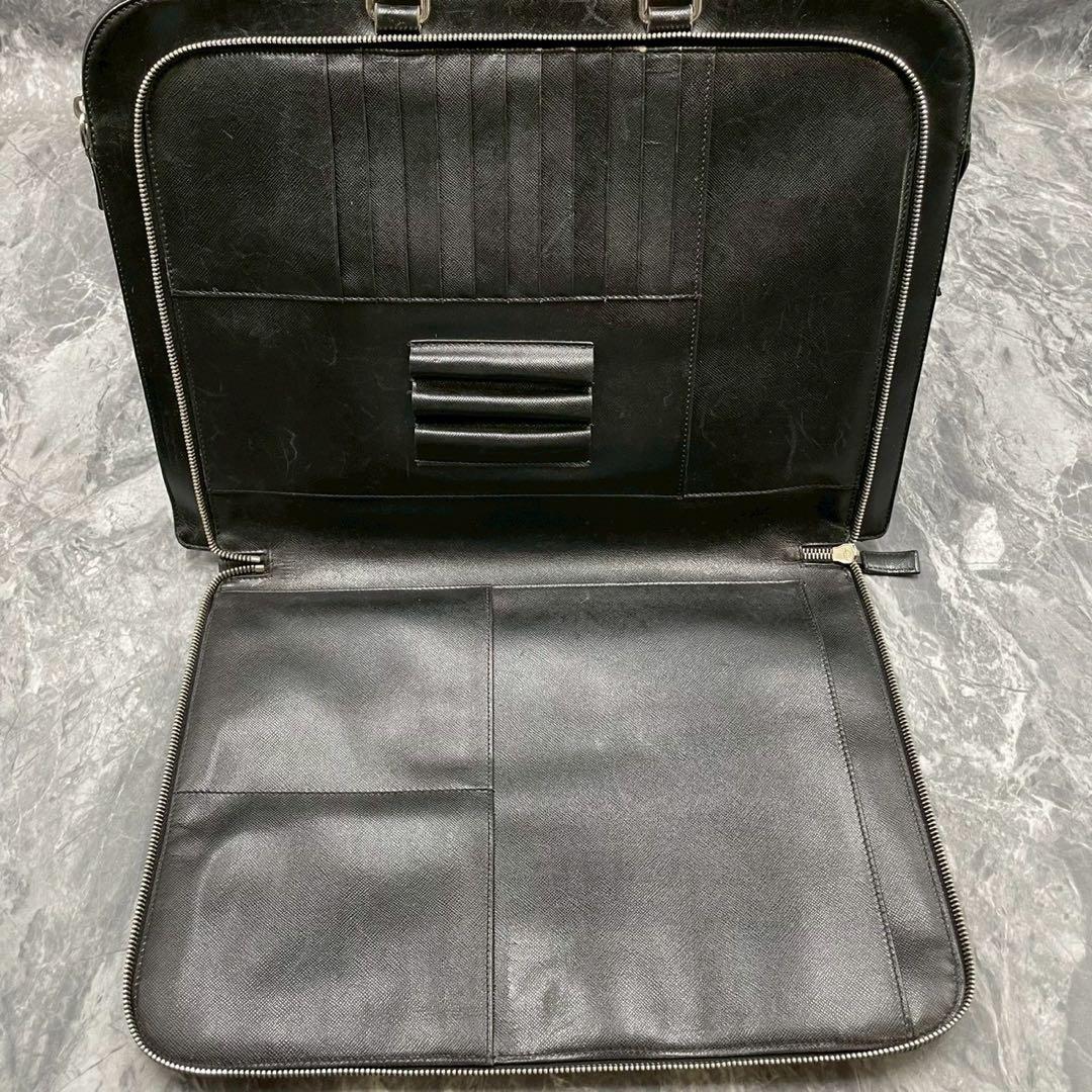 【良品】PRADA プラダ　ブリーフケース　サフィアーノレザー　ブラック　メンズ