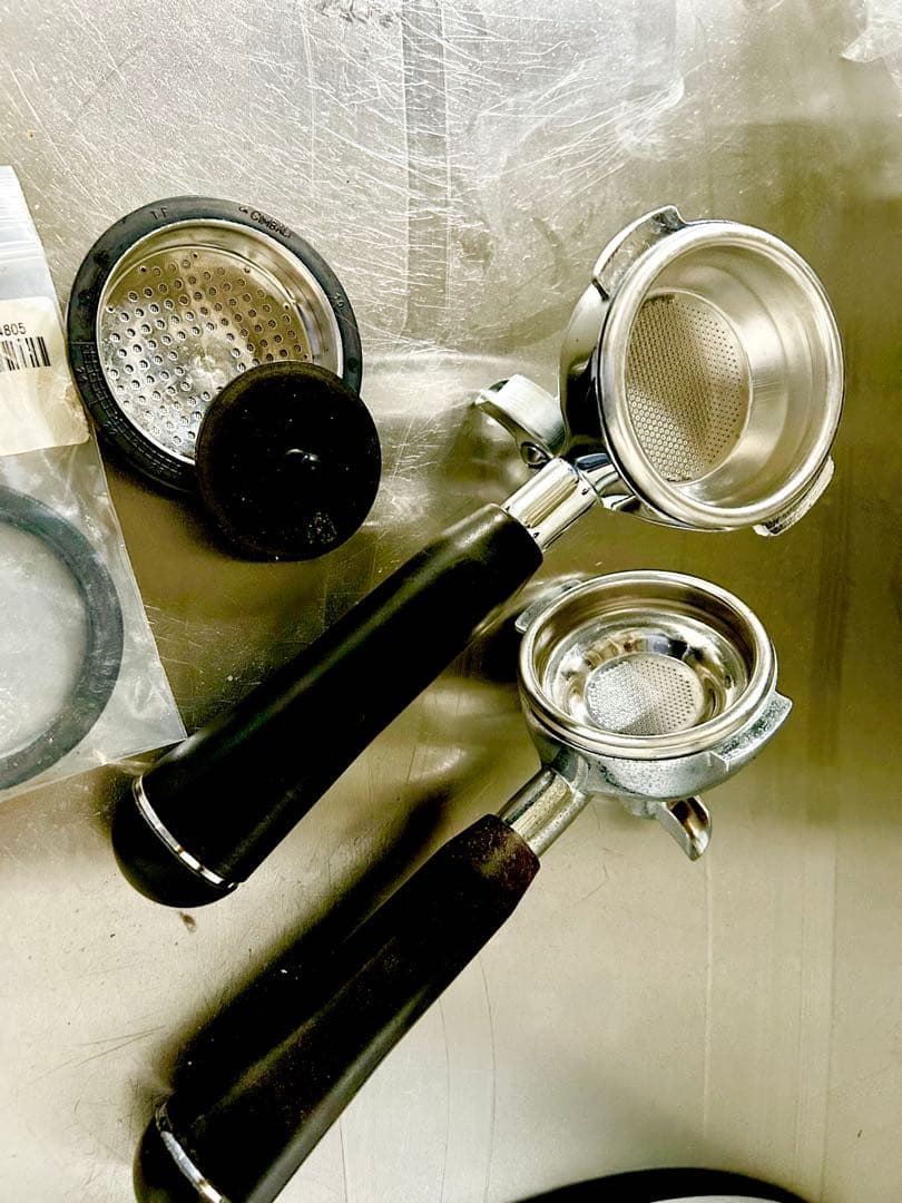 LACIMBALIエスプレッソマシン　FMI社製