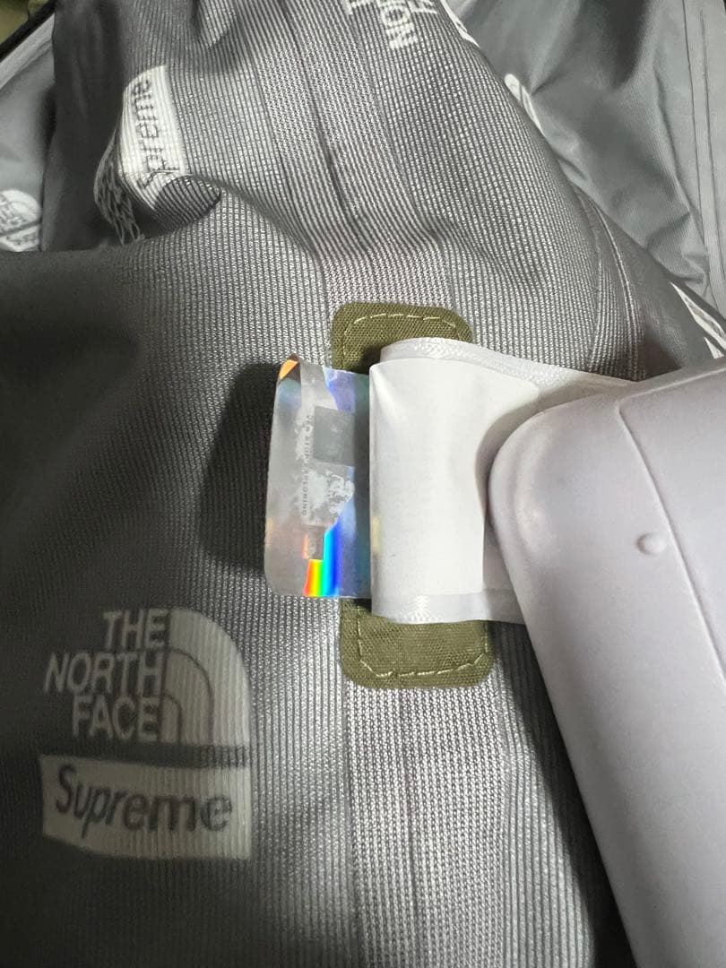 Supreme シュプリーム ノースフェイス サミットシリーズ