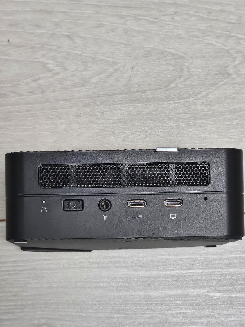 Minisforum UM560 ミニPC 5625U 16GB/512GB