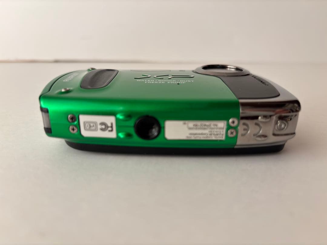 防水デジタルカメラ　FINEPIX XP50