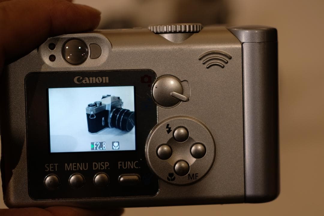 Canon PowerShot A60 / 200万画素の魔法 / 実写済完動品