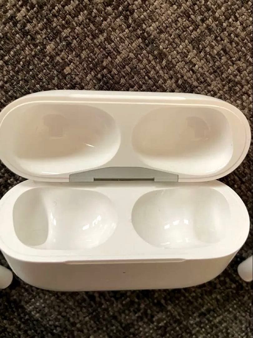 AirPods 2 Pro 本体 ホワイト 充電ケース付き