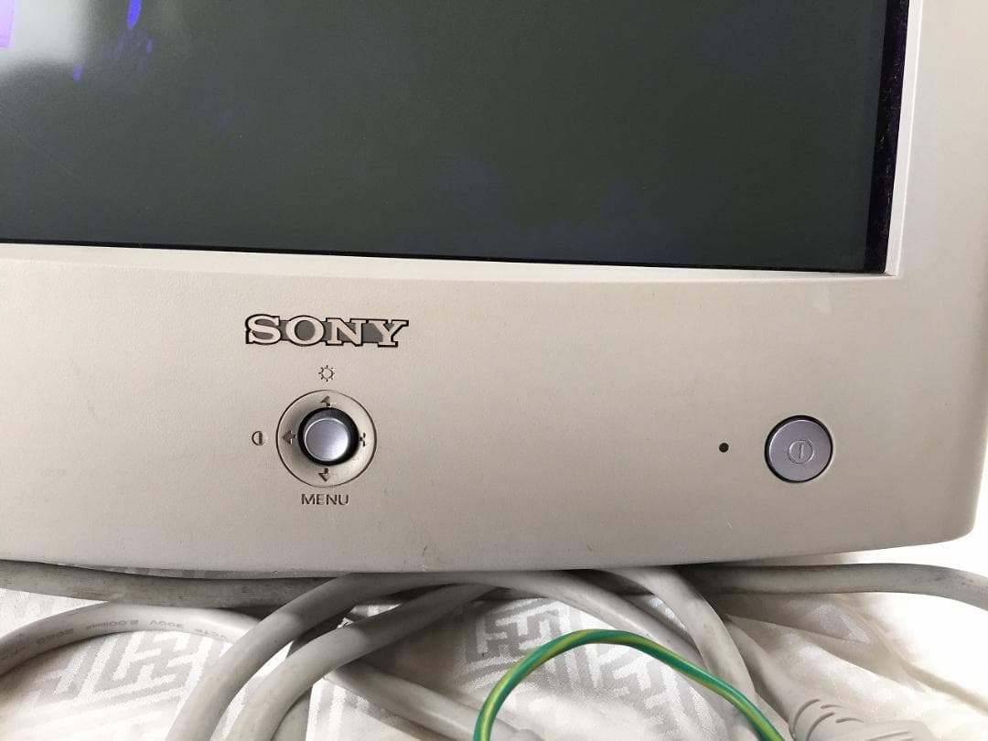 SONY HMD-A101　ブラウン管トリニトロンディスプレイモニター