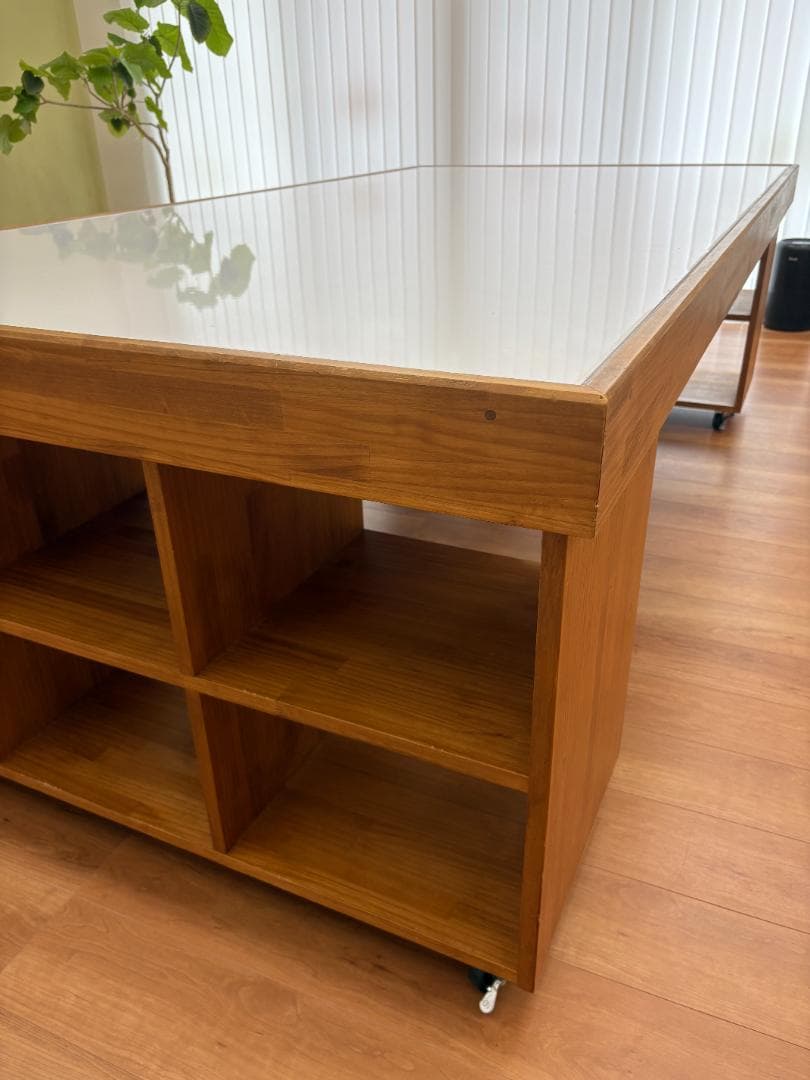 大型テーブル（ホワイトボード天板＆収納棚付き）247 × 126 × 72